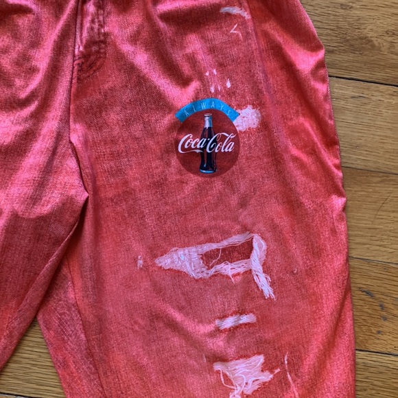 Coca Cola brand leggings - size L - Picture 2 of 7